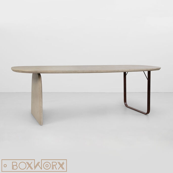 Femme-2Eetafel-bureau-tafel-Beton-maatwerk-BoxWorx-logo